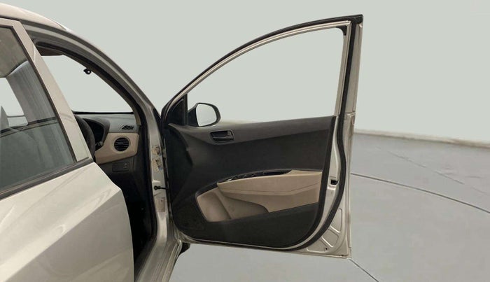 2016 Hyundai Grand i10 MAGNA 1.2 KAPPA VTVT, Petrol, Manual, 57,791 km, RHS Front Door