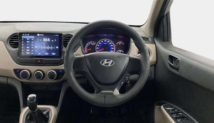 2016 Hyundai Grand i10 MAGNA 1.2 KAPPA VTVT, Petrol, Manual, 57,791 km, Steering Wheel Close Up