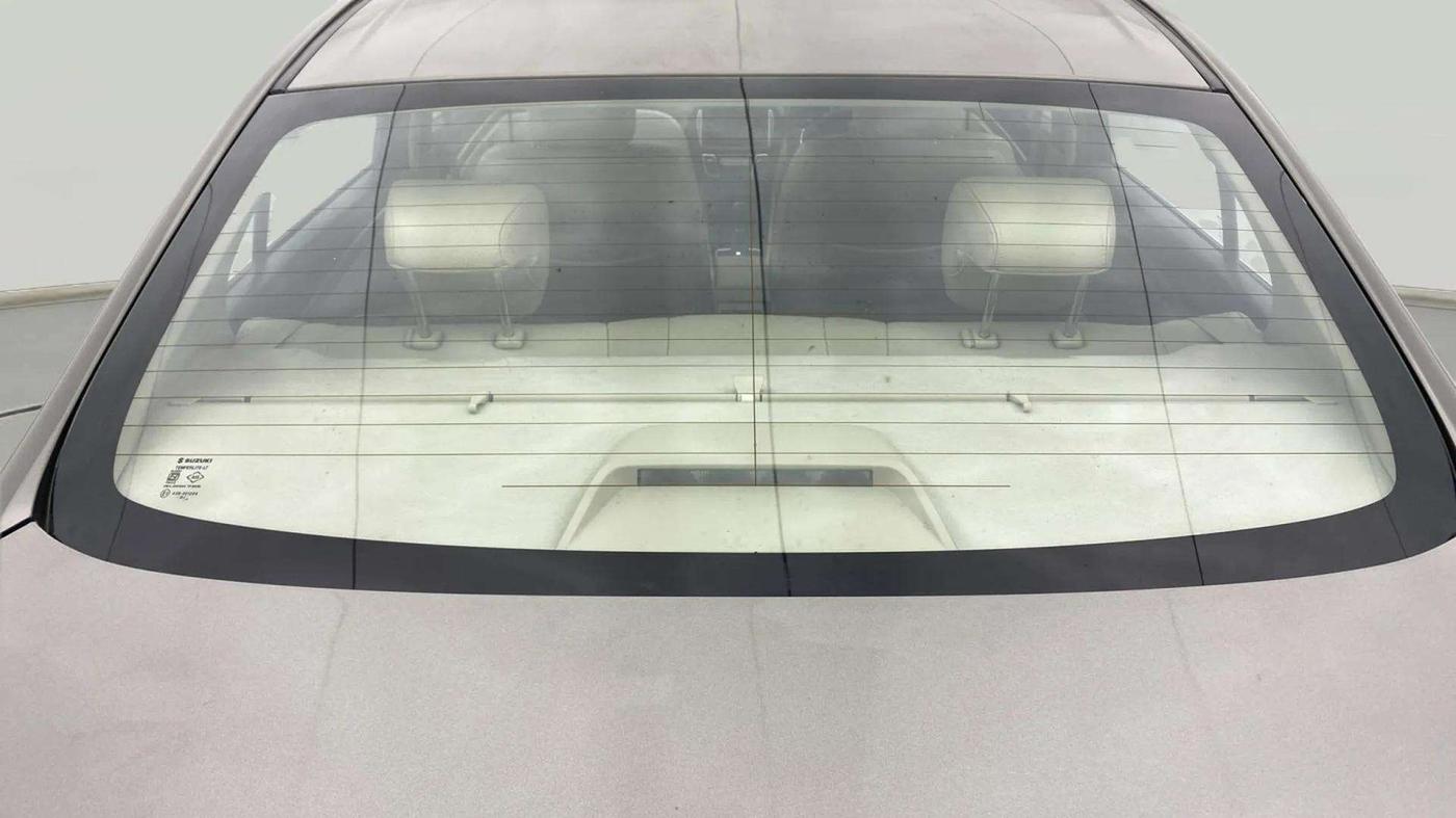 2019 Maruti Ciaz ALPHA  AT 1.5 SHVS PETROL, Petrol, Automatic, 71,585 km, Rear Windshield