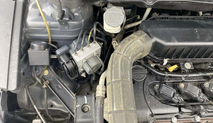 2019 Maruti Ciaz ALPHA  AT 1.5 SHVS PETROL, Petrol, Automatic, 71,585 km, Engine View - Right