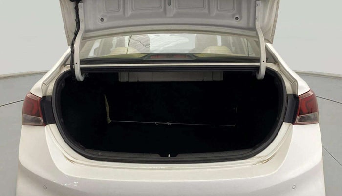 2019 Hyundai Verna 1.6 VTVT SX, Petrol, Manual, 85,629 km, Boot Open Zoomed View