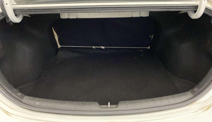 2019 Hyundai Verna 1.6 VTVT SX, Petrol, Manual, 85,629 km, Boot Inside