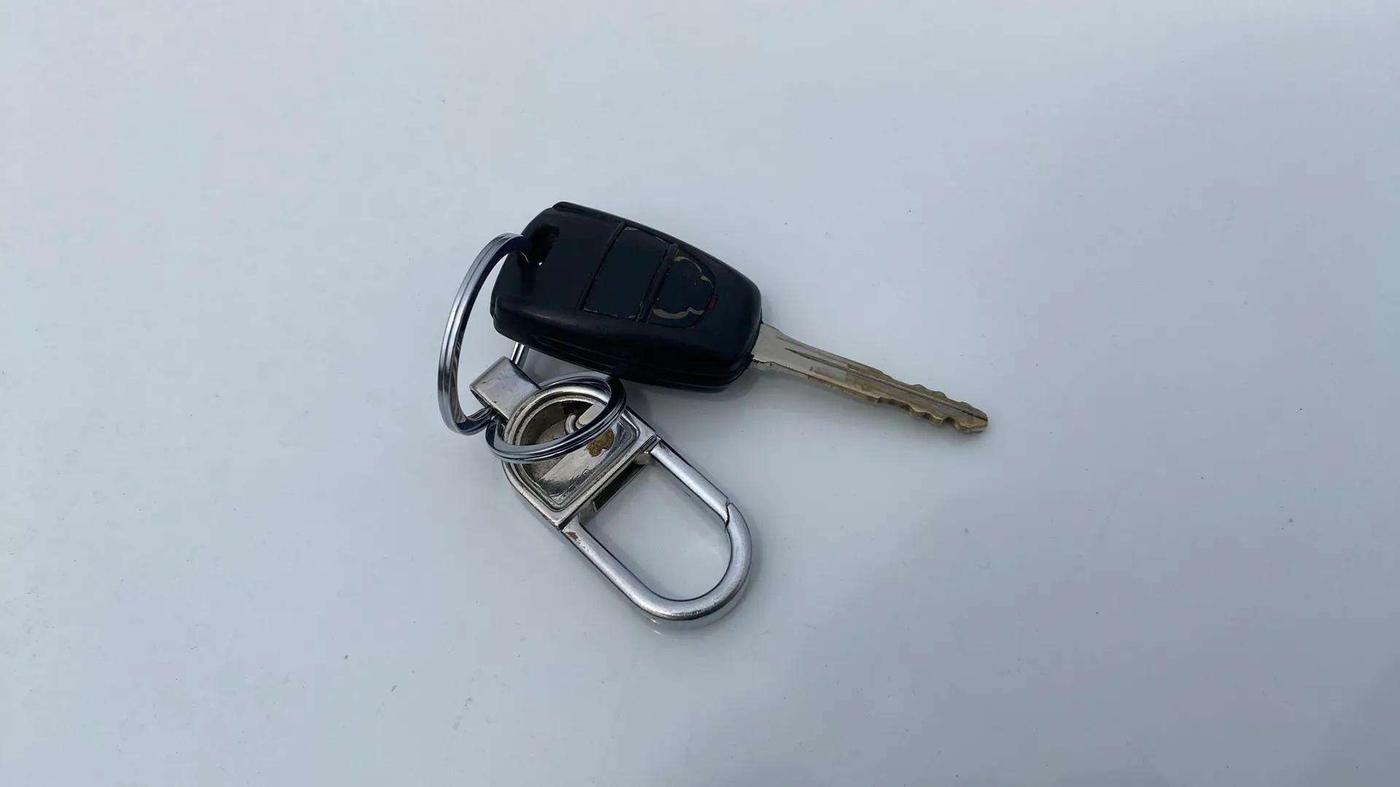 2021 Hyundai NEW SANTRO SPORTZ MT, Petrol, Manual, 27,594 km, Key Close Up