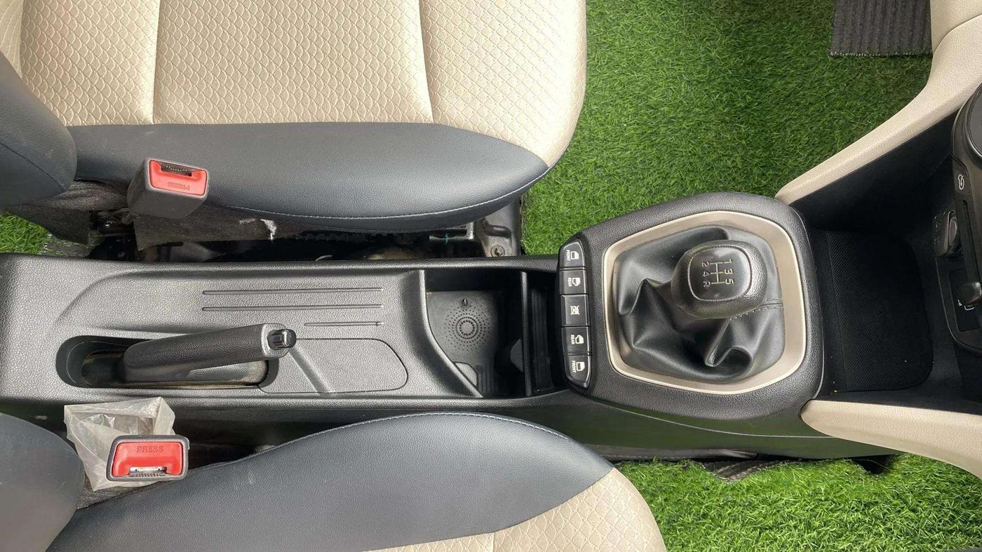 2021 Hyundai NEW SANTRO SPORTZ MT, Petrol, Manual, 27,594 km, Gear Lever