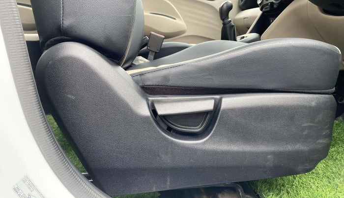 2021 Hyundai NEW SANTRO SPORTZ MT, Petrol, Manual, 27,594 km, Driver Side Adjustment Panel