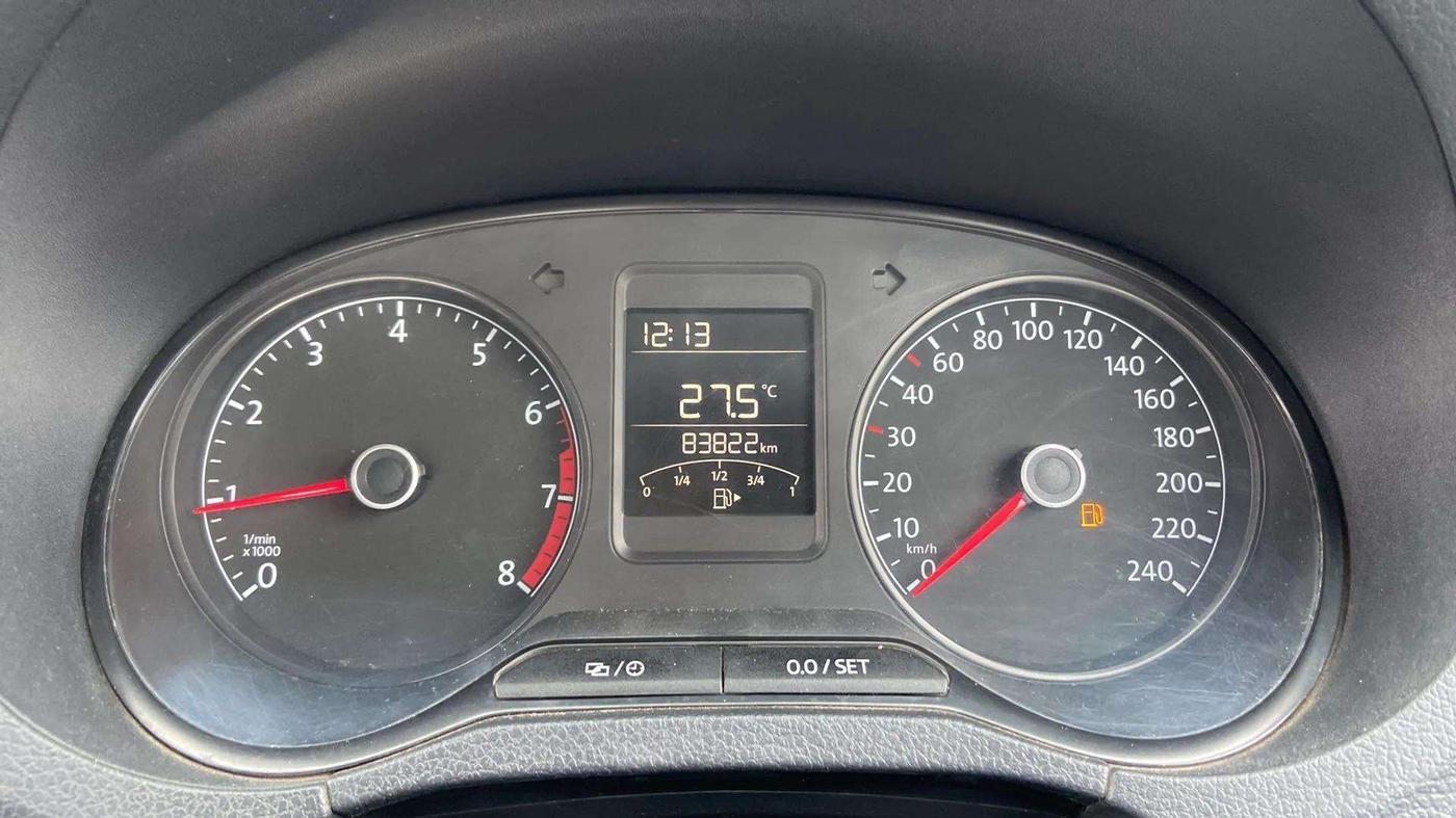 2017 Volkswagen Ameo TRENDLINE 1.2L, Petrol, Manual, 83,948 km, Odometer Image