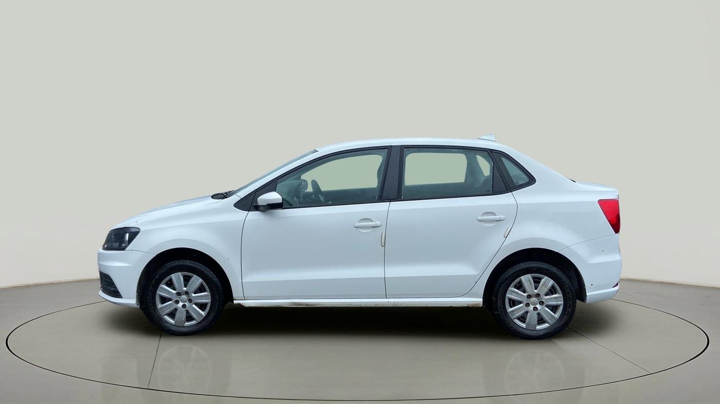 2017 Volkswagen Ameo TRENDLINE 1.2L, Petrol, Manual, 83,948 km, Left Side