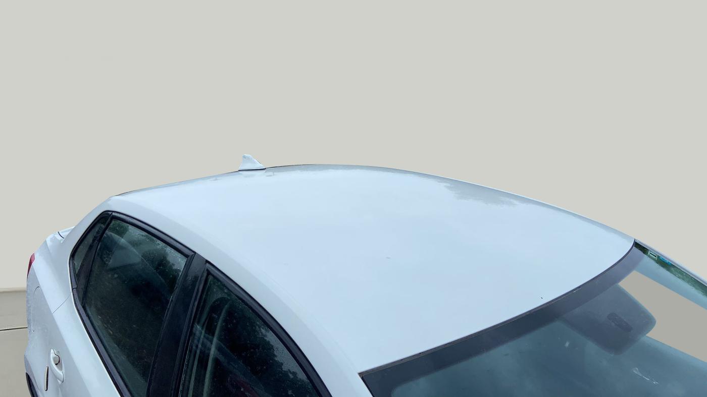 2017 Volkswagen Ameo TRENDLINE 1.2L, Petrol, Manual, 83,948 km, Roof