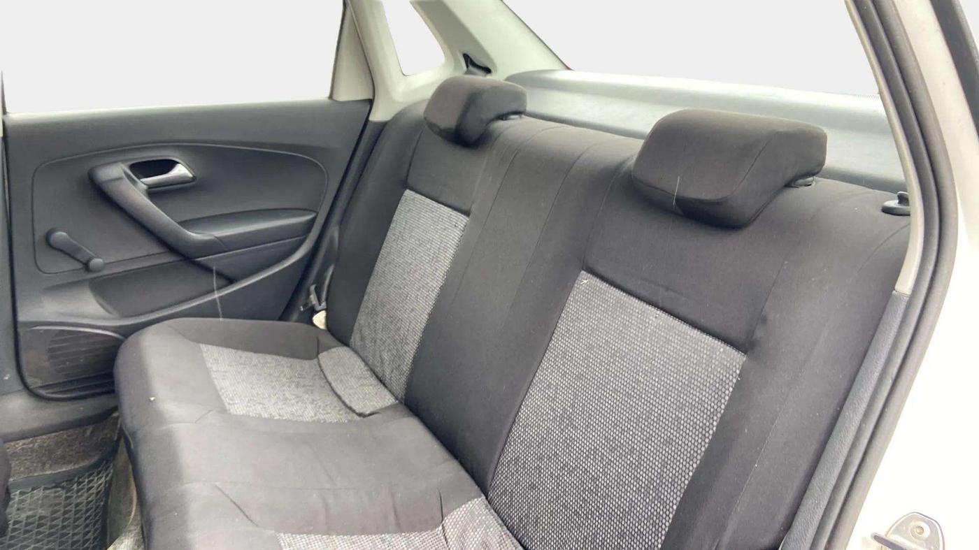 2017 Volkswagen Ameo TRENDLINE 1.2L, Petrol, Manual, 83,948 km, Right Side Rear Door Cabin