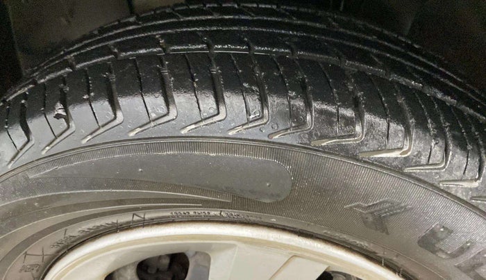2019 Renault Kwid RXL, Petrol, Manual, 25,440 km, Left Rear Tyre Tread