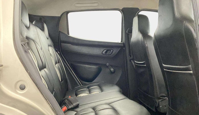 2019 Renault Kwid RXL, Petrol, Manual, 25,440 km, Right Side Rear Door Cabin