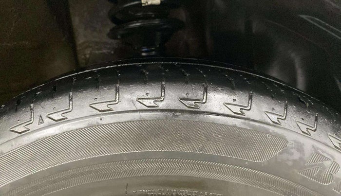 2022 Maruti Celerio VXI CNG, CNG, Manual, 51,886 km, Right Front Tyre Tread