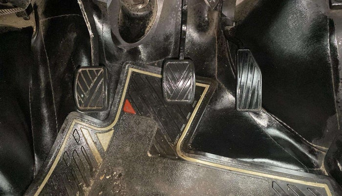 2022 Maruti Celerio VXI CNG, CNG, Manual, 51,886 km, Pedals