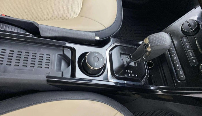 2023 Tata NEXON XZA PLUS LUX SUNROOF KAZIRANGA PETROL, Petrol, Automatic, 39,852 km, Gear Lever