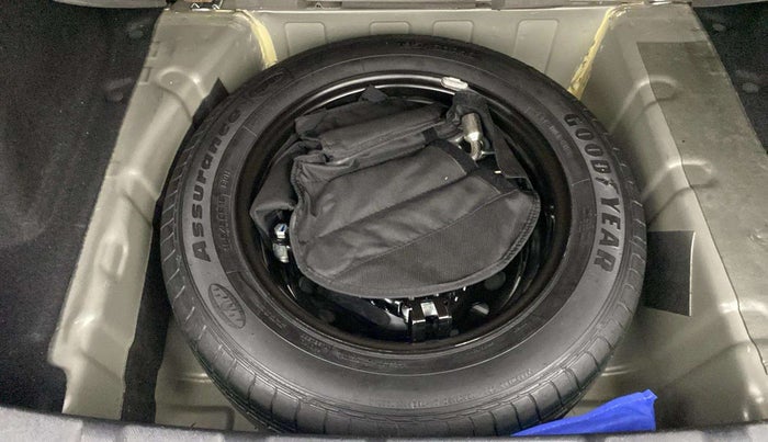 2023 Tata NEXON XZA PLUS LUX SUNROOF KAZIRANGA PETROL, Petrol, Automatic, 39,852 km, Spare Tyre