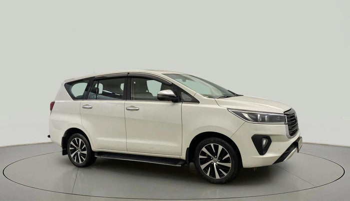 2022 Toyota Innova Crysta 2.7 ZX AT 7 STR, Petrol, Automatic, 16,086 km, Right Front Diagonal