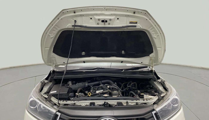 2022 Toyota Innova Crysta 2.7 ZX AT 7 STR, Petrol, Automatic, 16,086 km, Open Bonet