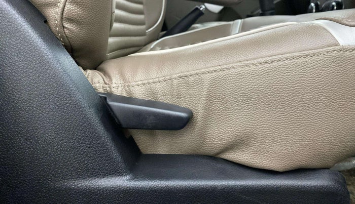 2019 Renault Duster 85 PS RXZ DIESEL, Diesel, Manual, 28,834 km, Driver Side Adjustment Panel