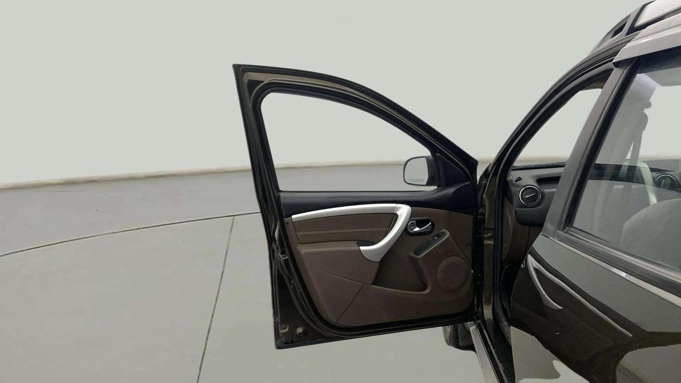 2019 Renault Duster 85 PS RXZ DIESEL, Diesel, Manual, 28,834 km, LHS Front Door