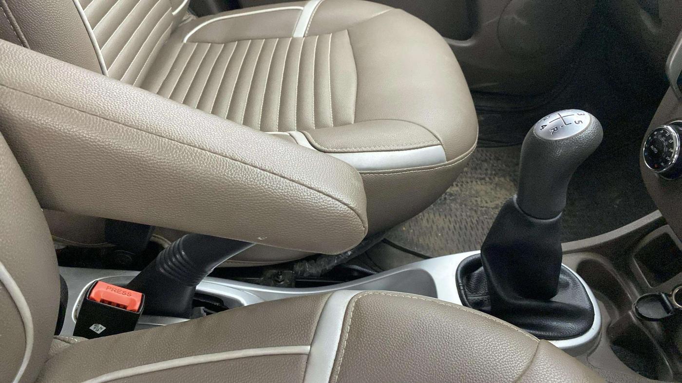 2019 Renault Duster 85 PS RXZ DIESEL, Diesel, Manual, 28,834 km, Gear Lever