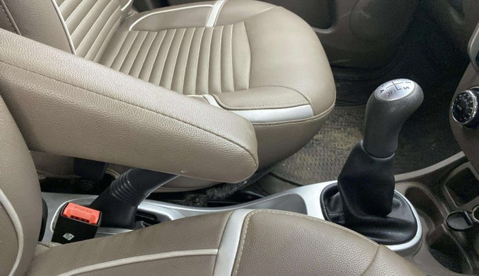 2019 Renault Duster 85 PS RXZ DIESEL, Diesel, Manual, 28,834 km, Gear Lever