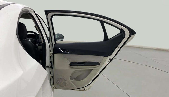 2023 Tata TIGOR XZ PLUS CNG, CNG, Manual, 45,166 km, RHS Rear Door
