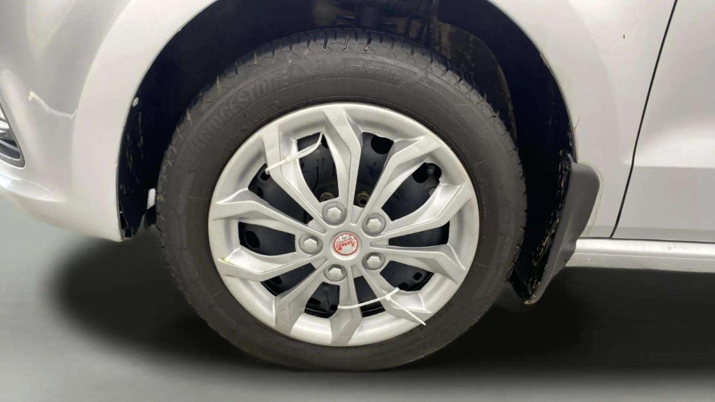 2019 Volkswagen Polo COMFORTLINE 1.0L MPI, Petrol, Manual, 51,217 km, Left Front Wheel