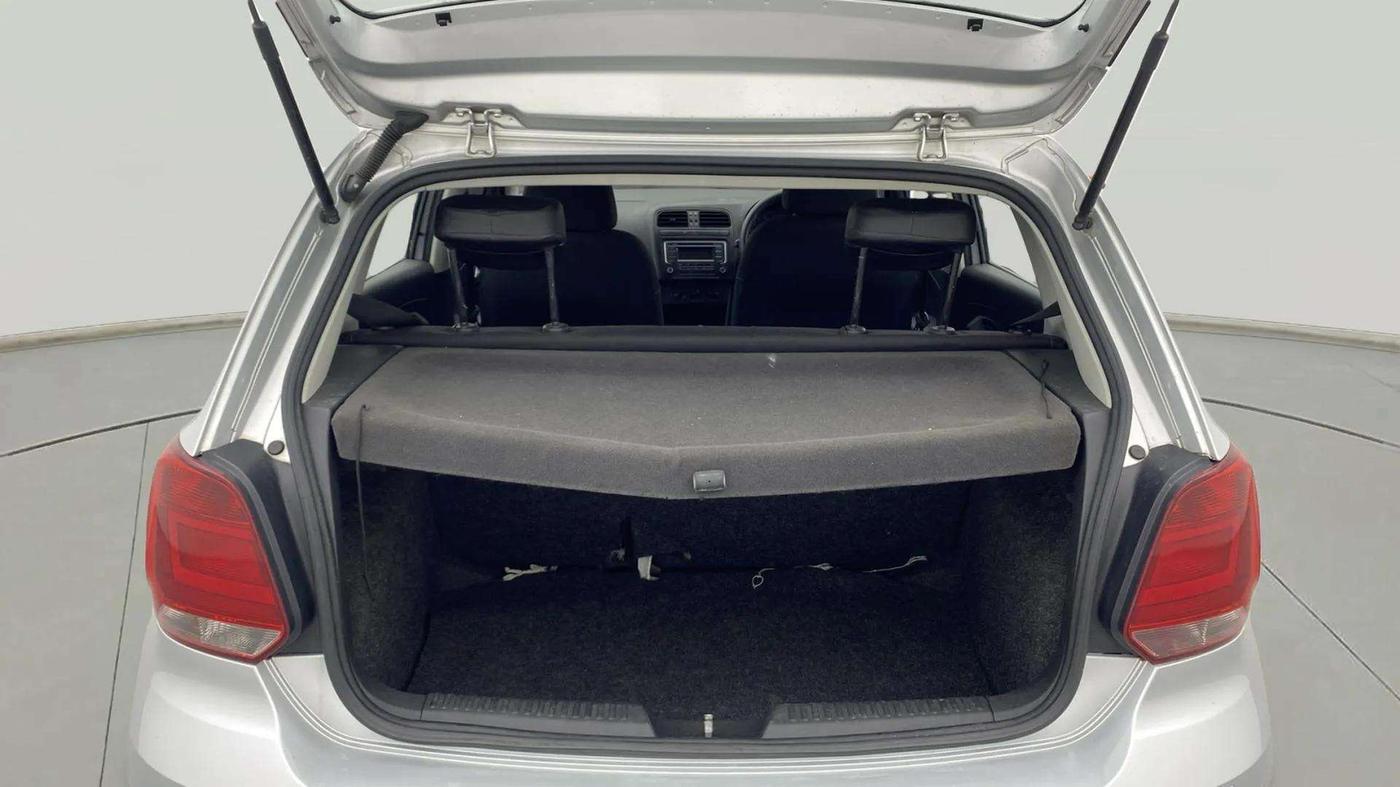 2019 Volkswagen Polo COMFORTLINE 1.0L MPI, Petrol, Manual, 51,217 km, Boot Open Zoomed View