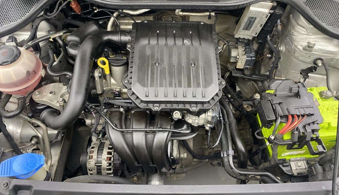 2019 Volkswagen Polo COMFORTLINE 1.0L MPI, Petrol, Manual, 51,101 km, Engine View