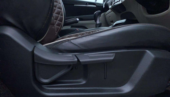 2023 KIA SONET HTX 1.0 IMT, Petrol, Manual, 19,997 km, Driver Side Adjustment Panel