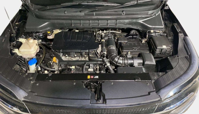2023 KIA CARENS  PRESTIGE PLUS 1.5 TURBO PETROL IMT 7 STR , Petrol, Manual, 12,399 km, Open Bonet