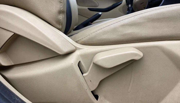 2018 Ford Figo Aspire TITANIUM 1.2 PETROL, Petrol, Manual, 84,266 km, Driver Side Adjustment Panel