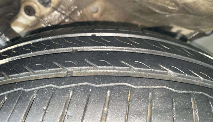2019 Honda Amaze 1.2L I-VTEC V, Petrol, Manual, 53,818 km, Left Front Tyre Tread