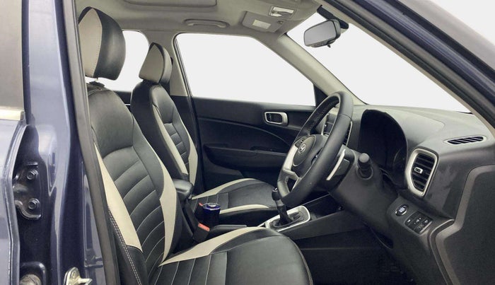 2021 Hyundai VENUE SX PLUS 1.0 TURBO DCT, Petrol, Automatic, 35,981 km, Right Side Front Door Cabin