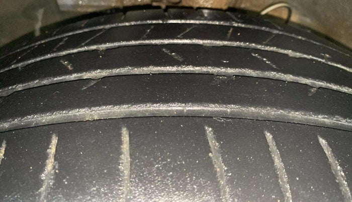 2021 Hyundai VENUE SX PLUS 1.0 TURBO DCT, Petrol, Automatic, 35,981 km, Left Front Tyre Tread