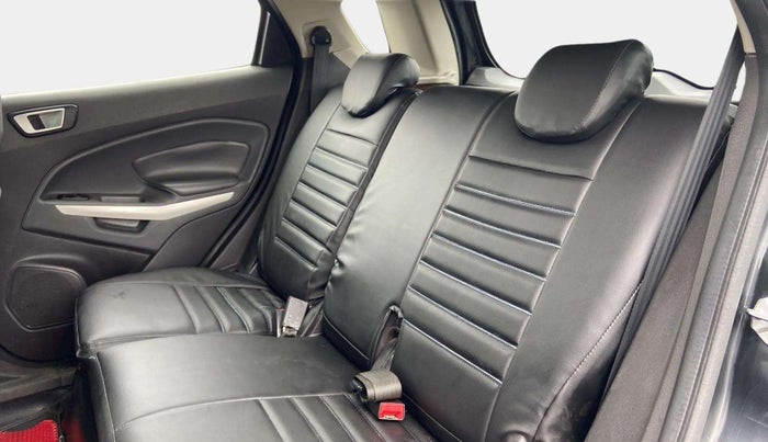2015 Ford Ecosport TITANIUM+ 1.5L DIESEL, Diesel, Manual, 94,598 km, Right Side Rear Door Cabin