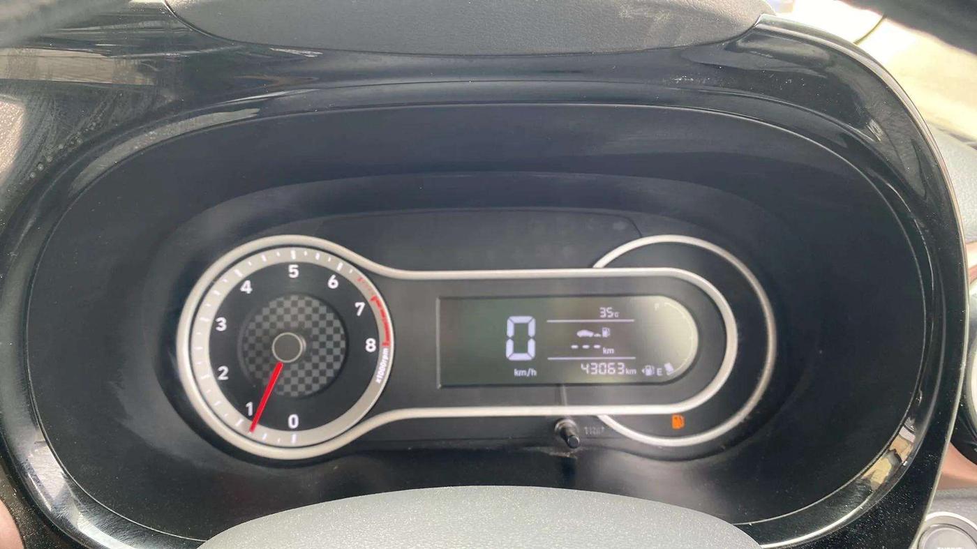 2021 Hyundai AURA SX 1.2 (O), Petrol, Manual, 43,059 km, Odometer Image