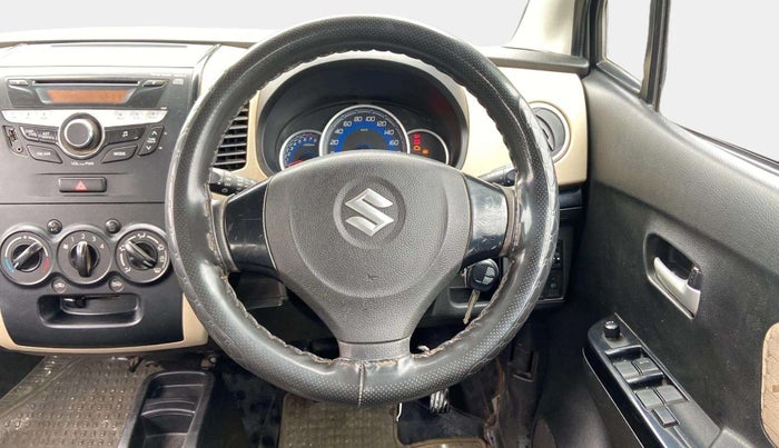2017 Maruti Wagon R 1.0 VXI, Petrol, Manual, 72,313 km, Steering Wheel Close Up