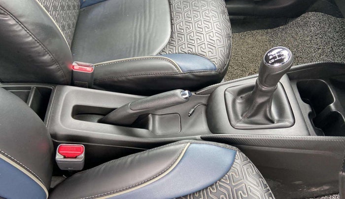 2022 Maruti Baleno DELTA PETROL 1.2, Petrol, Manual, 24,816 km, Gear Lever