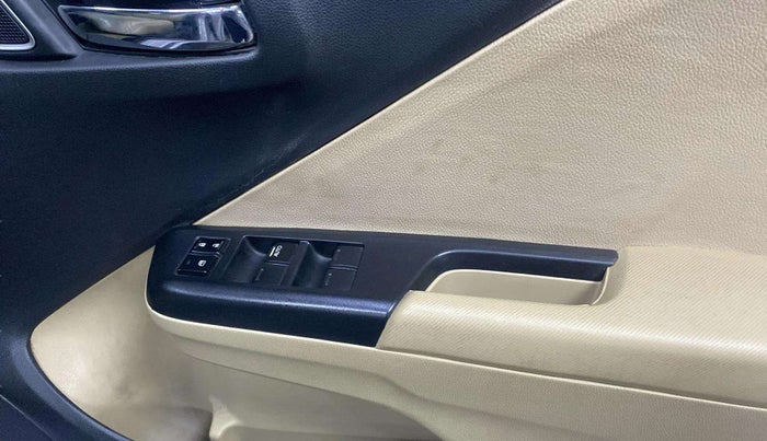 2019 Honda City 1.5L I-VTE V CVT, Petrol, Automatic, 31,768 km, Driver Side Door Panels Control