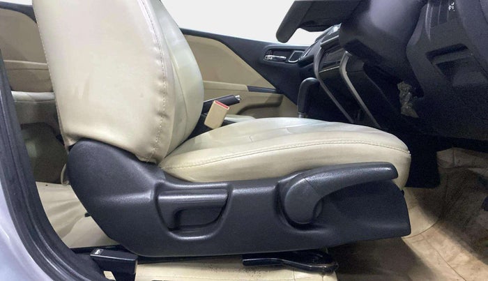 2019 Honda City 1.5L I-VTE V CVT, Petrol, Automatic, 31,768 km, Driver Side Adjustment Panel