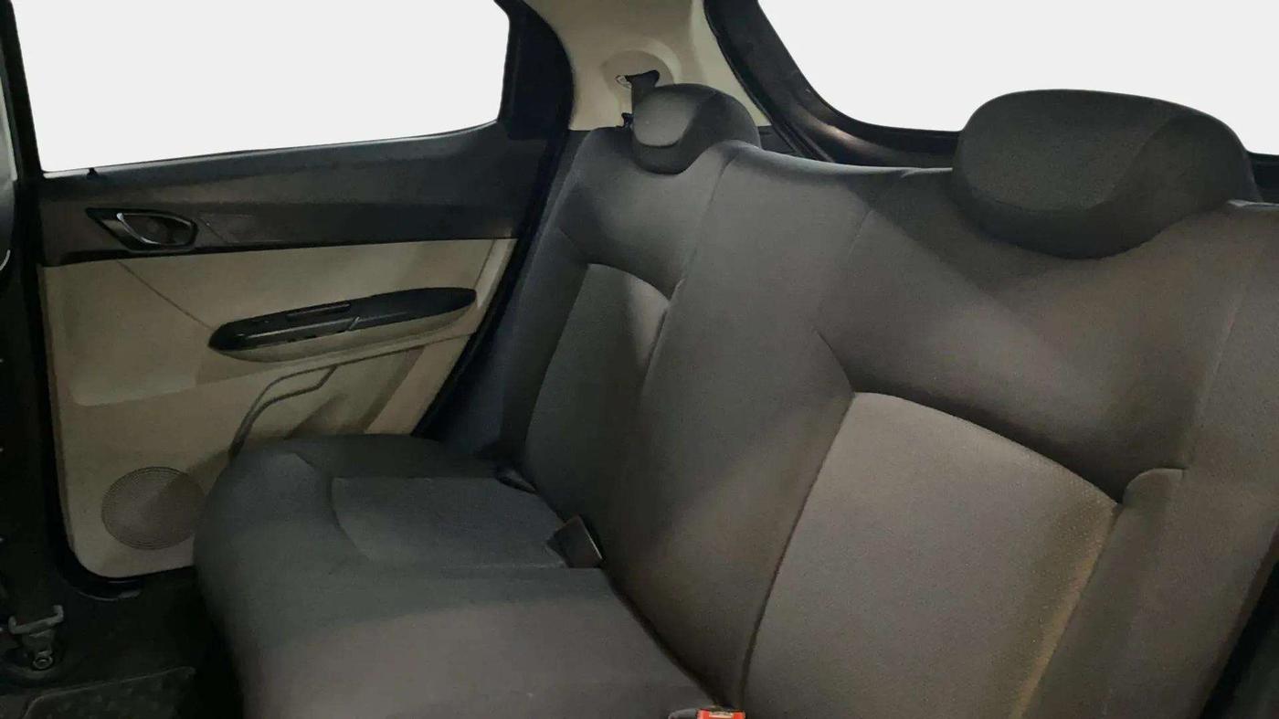 2018 Tata Tiago XM PETROL, Petrol, Manual, 66,118 km, Right Side Rear Door Cabin