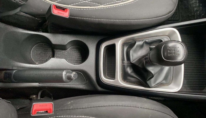 2021 Hyundai VENUE S 1.2, Petrol, Manual, 14,622 km, Gear Lever