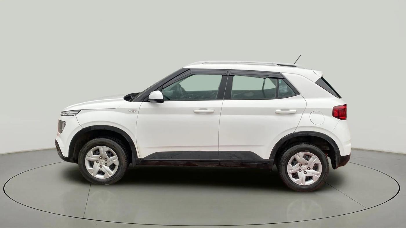 2021 Hyundai VENUE S 1.2, Petrol, Manual, 14,625 km, Left Side