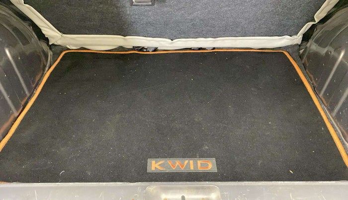 2018 Renault Kwid RXT 1.0 AMT, Petrol, Automatic, 45,397 km, Boot Inside