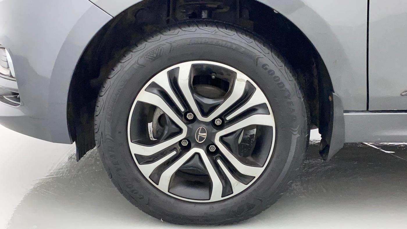 2022 Tata TIGOR XZ PLUS CNG, CNG, Manual, 10,076 km, Left Front Wheel
