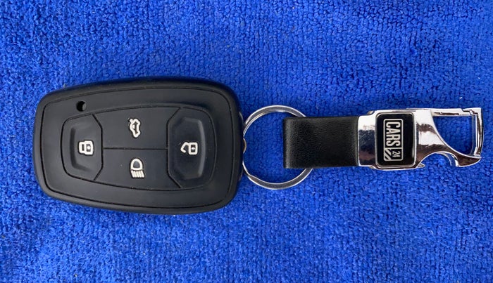 2022 Tata TIGOR XZ PLUS CNG, CNG, Manual, 10,076 km, Key Close Up