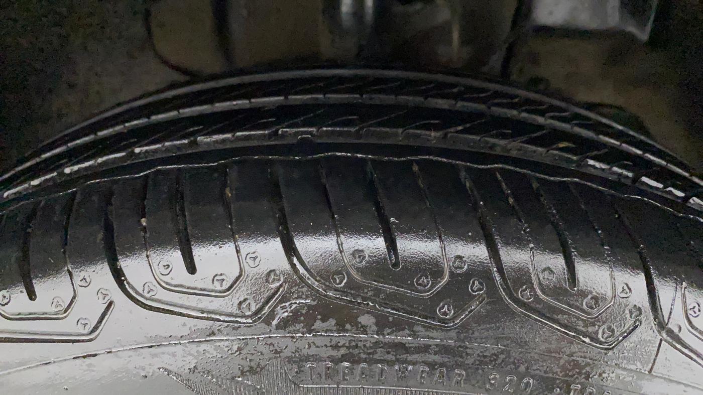 2022 Tata TIGOR XZ PLUS CNG, CNG, Manual, 10,076 km, Right Front Tyre Tread