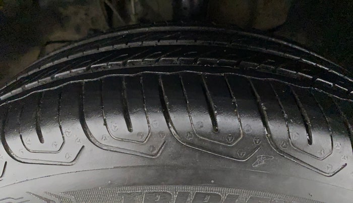 2022 Tata TIGOR XZ PLUS CNG, CNG, Manual, 10,076 km, Left Front Tyre Tread
