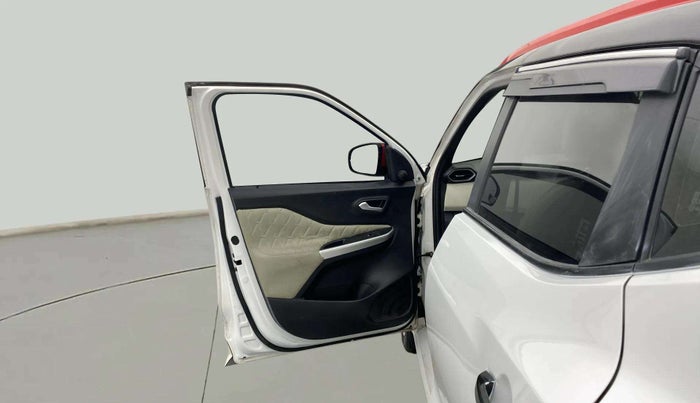 2021 Nissan MAGNITE XL, Petrol, Manual, 37,397 km, LHS Front Door